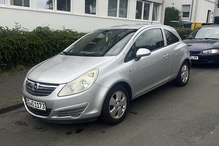 Opel Corsa D 179.000 km 2.500 &euro; Solingen 42651