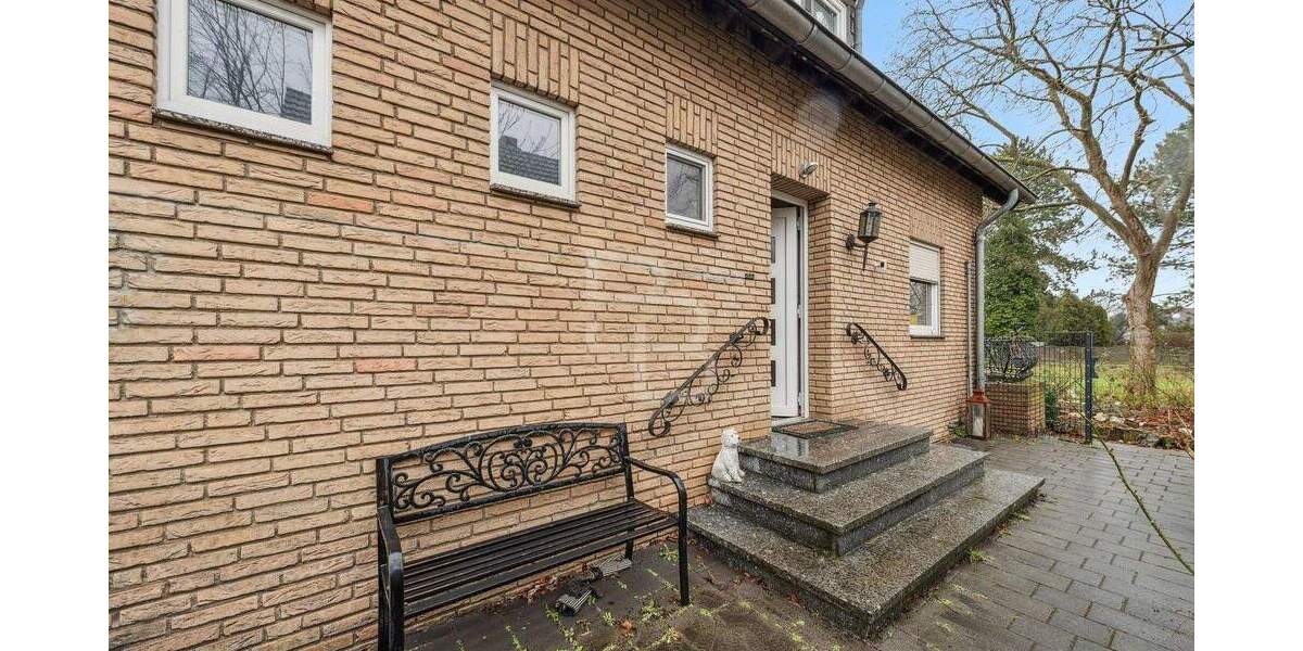 Einfamilienhaus Hürth Berrenrath - 4 Zimmer, 98 m&sup2;, 350.000&euro; | Angebot:25687116