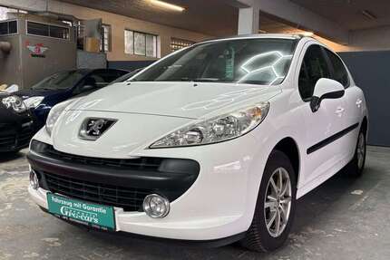 Peugeot 207 100.000 km 4.250 &euro; Köln 50677