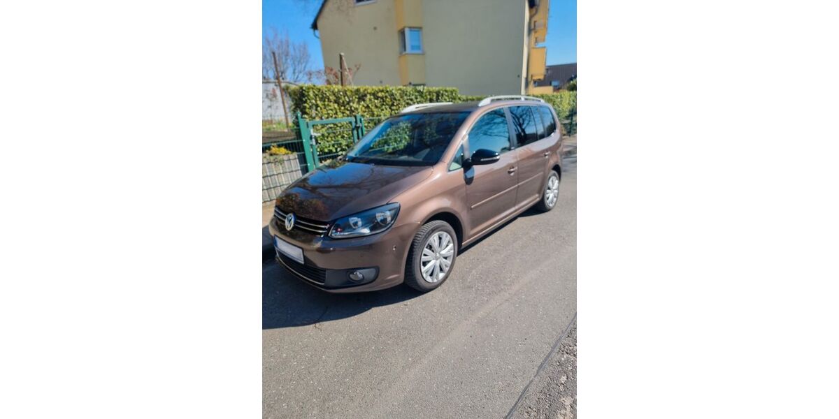 VW Touran 230.000 km 6.000 &euro; Solingen 42659