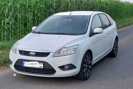 Ford Focus 156.000 km 2.300 &euro; Solingen 42659