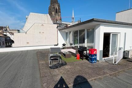 Wohnung Köln - 2 Zimmer, 37 m&sup2;, 900&euro; | Angebot:25718248