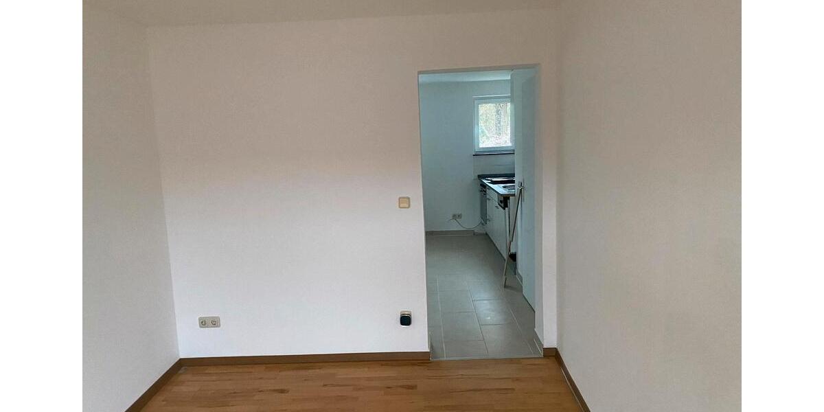 Etagenwohnung Bergisch Gladbach Gronau - 3 Zimmer, 50 m&sup2;, 900&euro; | Angebot:26682985