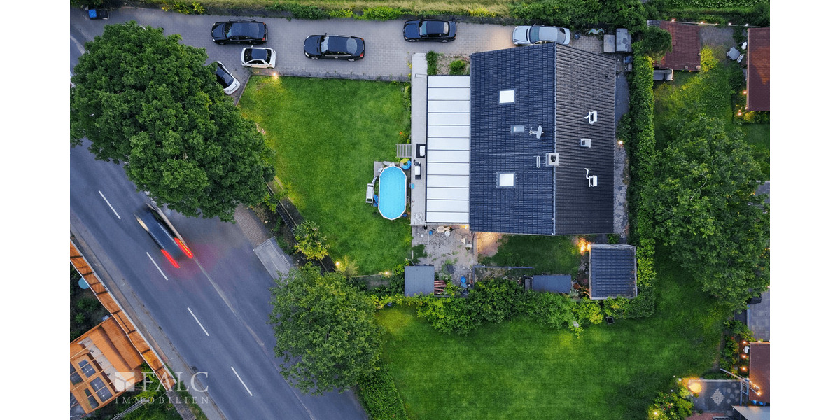 Einfamilienhaus Köln Esch/Auweiler - 8 Zimmer, 288 m&sup2;, 1.099.000&euro; | Angebot:25696534