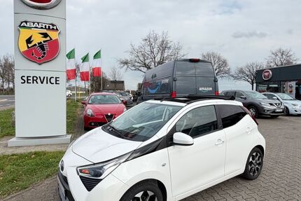 Toyota Aygo (X) 39.200 km 11.900 &euro; Grevenbroich 41515