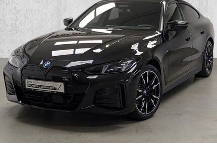 BMW i4 24.028 km 56.990 &euro; Düsseldorf 40595
