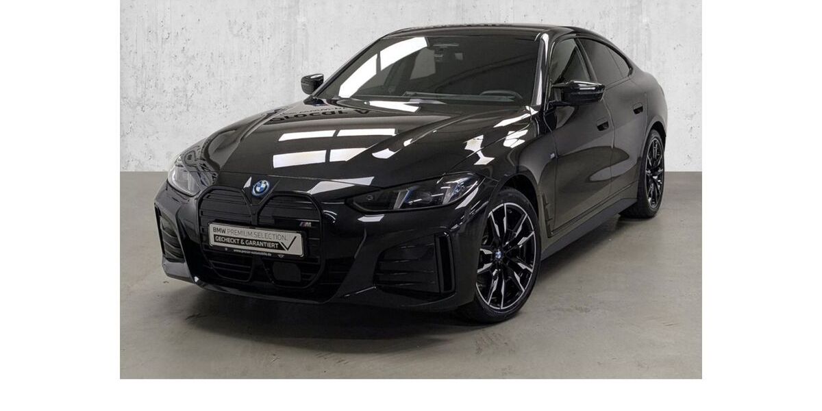 BMW i4 24.028 km 56.990 &euro; Düsseldorf 40595
