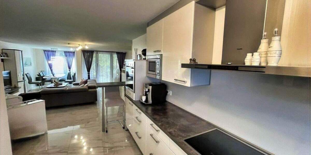 Etagenwohnung Düsseldorf Hellerhof - 3 Zimmer, 102 m&sup2;, 429.000&euro; | Angebot:25665880