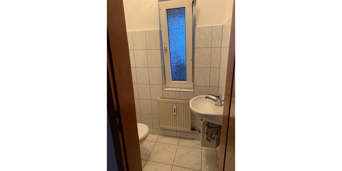 Etagenwohnung Solingen Central - 2 Zimmer, 72 m&sup2;, 650&euro; | Angebot:26632060
