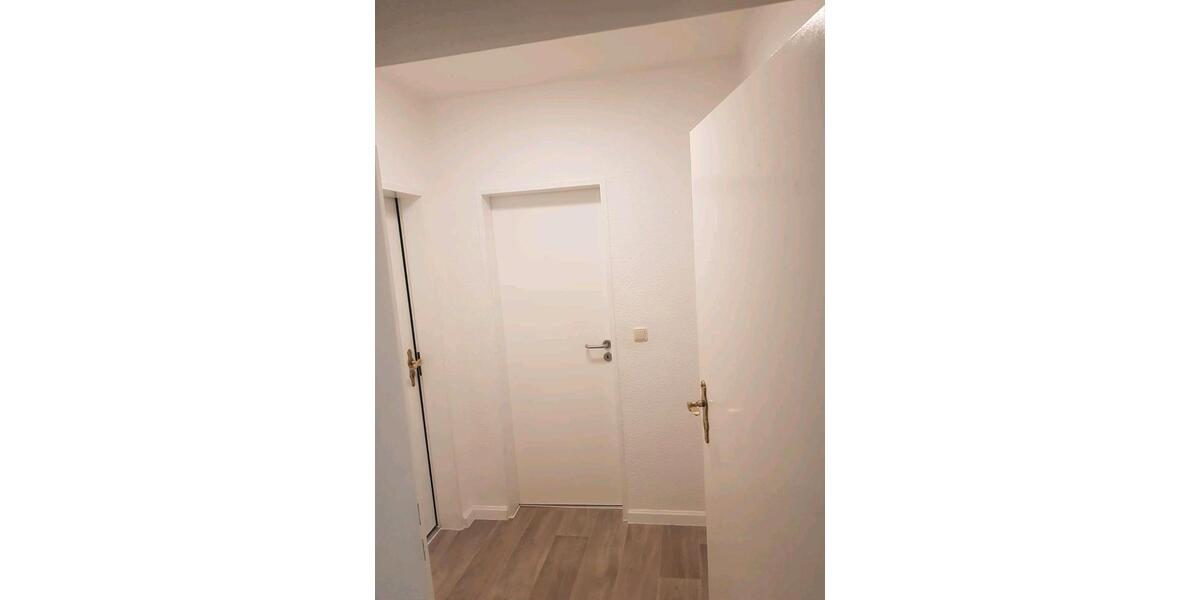 Etagenwohnung Heiligenhaus - 4 Zimmer, 95 m&sup2;, 1.300&euro; | Angebot:26700853