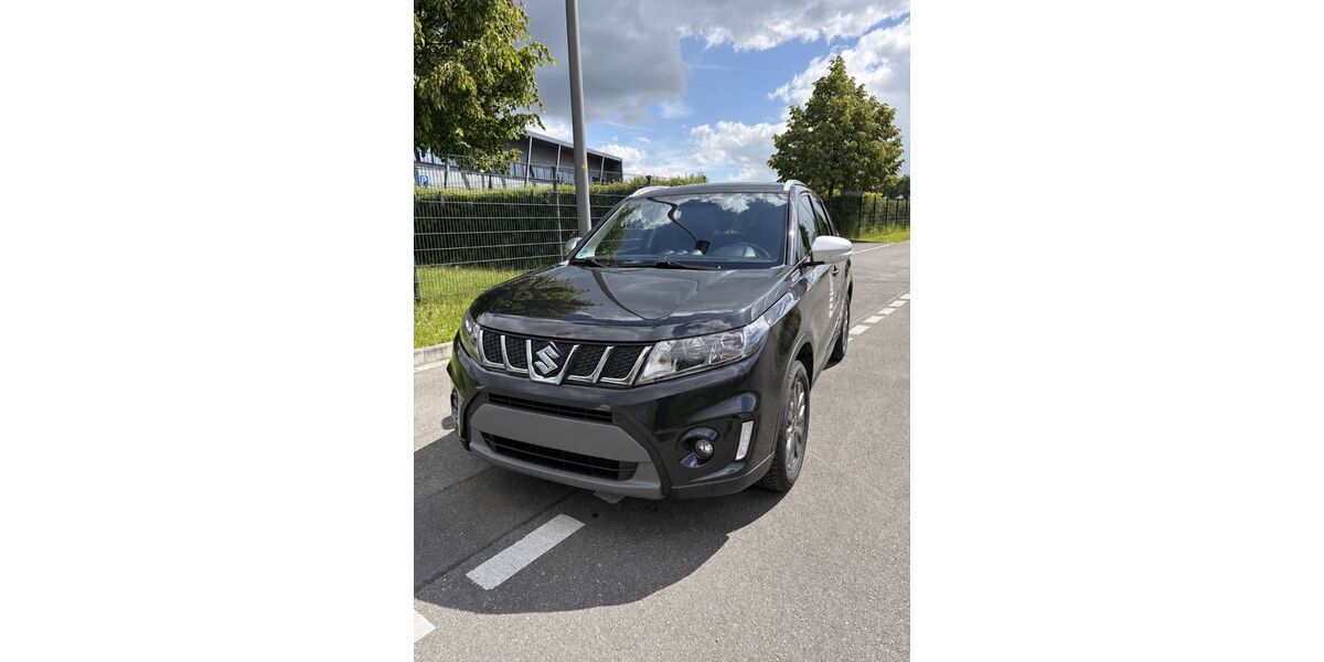 Suzuki Vitara 82.700 km 13.900 &euro; Haan 42781