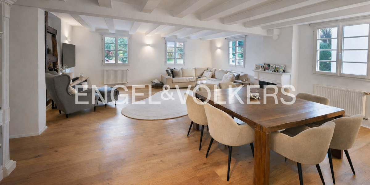 Einfamilienhaus Mettmann Metzkausen - 7 Zimmer, 270 m&sup2;, 725.000&euro; | Angebot:25688636