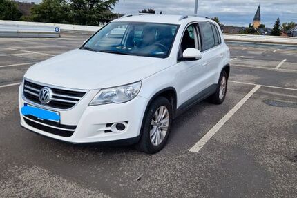 VW Tiguan 159.245 km 9.500 &euro; Leverkusen 51373