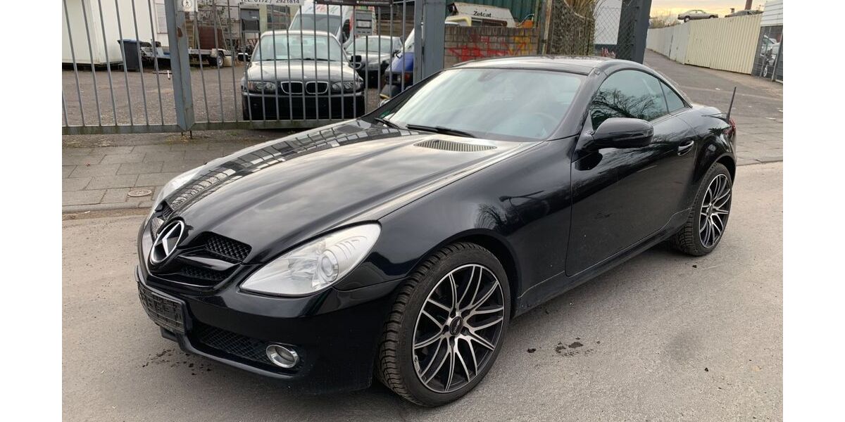 Mercedes-Benz SLK 200 186.000 km 7.750 &euro; Bergisch Gladbach 51465