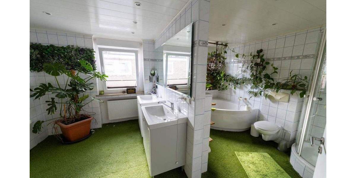 Mehrfamilienhaus, Wohnhaus Remscheid Innen - 1 Zimmer, 320 m&sup2;, 695.000&euro; | Angebot:25803992