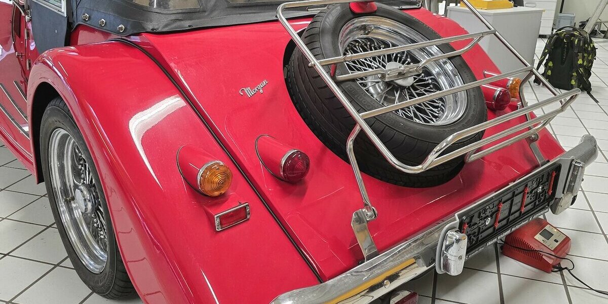 Morgan Plus 8 17.227 km 47.750 &euro; Wermelskirchen 42929