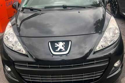 Peugeot 207 190.000 km 2.500 &euro; Köln 50737