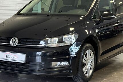 VW Touran 146.598 km 13.890 &euro; Dormagen 41540