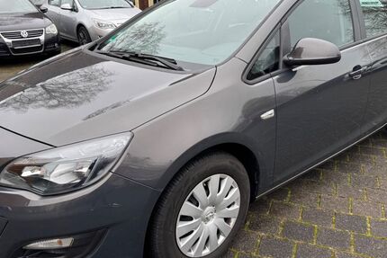 Opel Astra 90.000 km 7.999 &euro; Neuss 41462