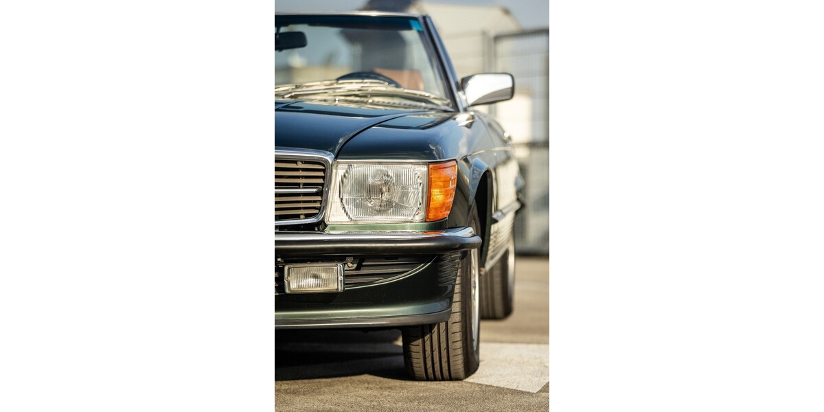 Mercedes-Benz SL 560 163.000 km 36.000 &euro; Köln 50667