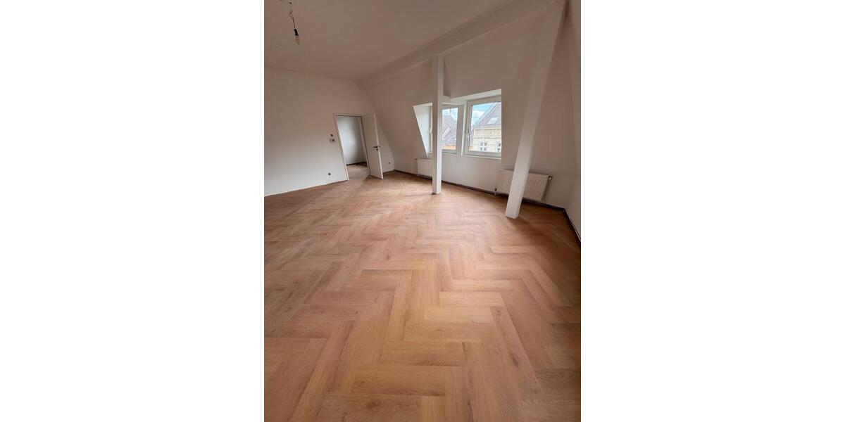 Dachgeschoßwohnung Düsseldorf Stadtbezirk 2 - 1 Zimmer, 60 m&sup2;, 1.050&euro; | Angebot:26657637