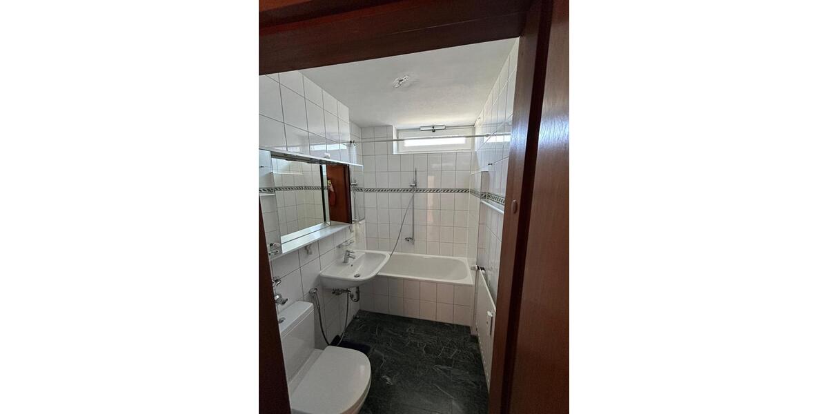 Etagenwohnung Köln Ehrenfeld - 4 Zimmer, 86 m&sup2;, 1.800&euro; | Angebot:25994286