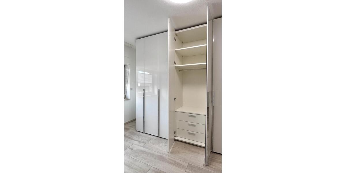 Etagenwohnung Ratingen - 2.5 Zimmer, 117 m&sup2;, 1.530&euro; | Angebot:25256985