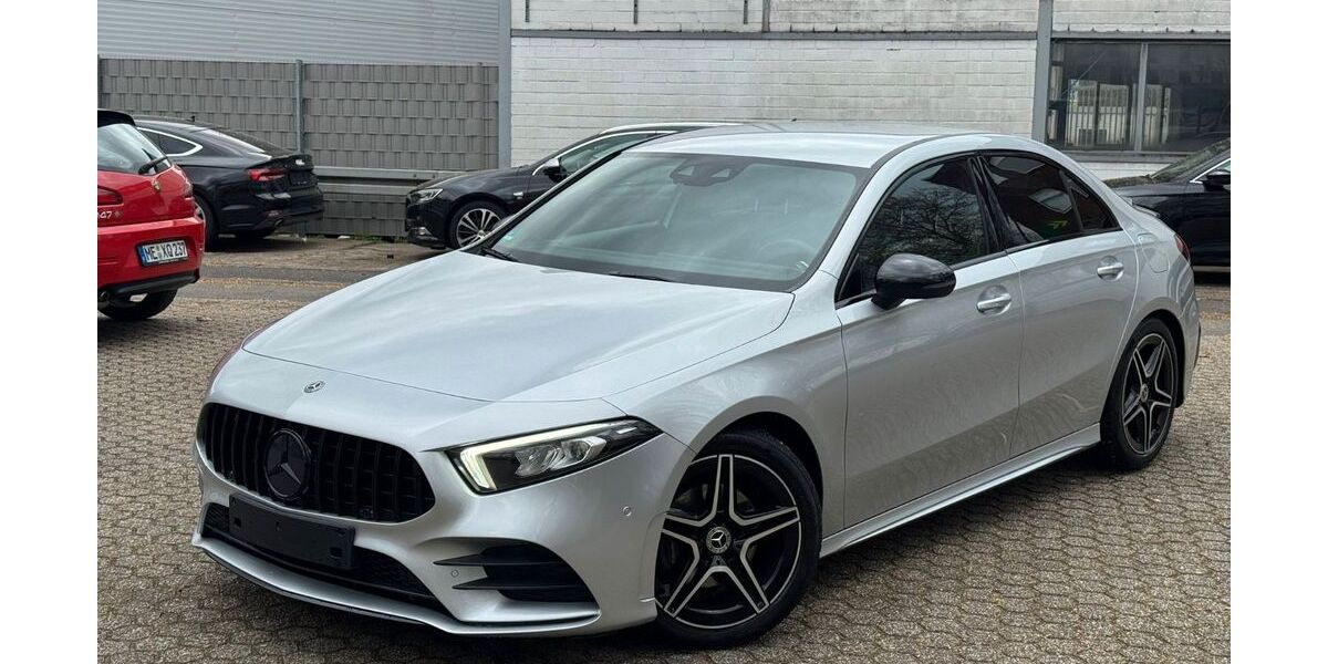 Mercedes-Benz A 200 77.200 km 23.999 &euro; Düsseldorf 40233