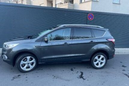 Ford Kuga 76.000 km 16.900 &euro; Köln 51067