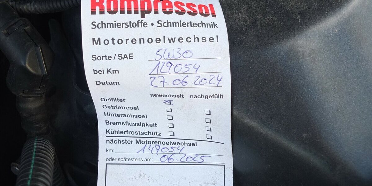 Ford Mondeo 2.0TDCi BUSINESS NAVI XENON PDC AHK BLUETOO 143.215 km 9.908 &euro; Köln 50858
