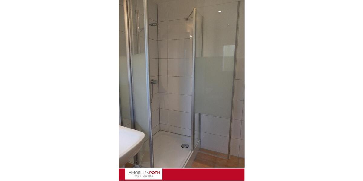 Etagenwohnung Solingen Central - 3 Zimmer, 70 m&sup2;, 705&euro; | Angebot:26178013