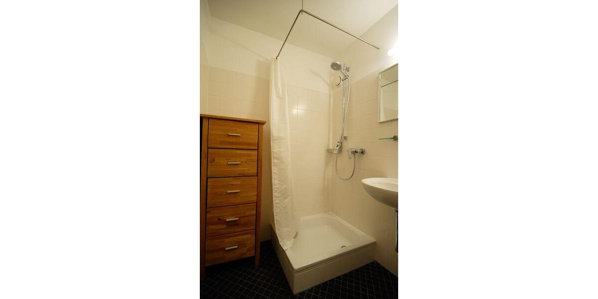 Etagenwohnung Köln Lindenthal - 1 Zimmer, 36 m&sup2;, 169.900&euro; | Angebot:26681469