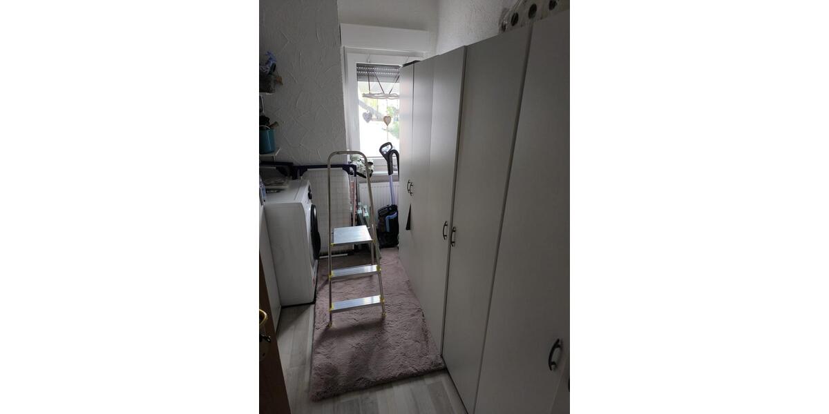 Etagenwohnung Leverkusen Bürrig - 2.5 Zimmer, 66 m&sup2;, 650&euro; | Angebot:25840842