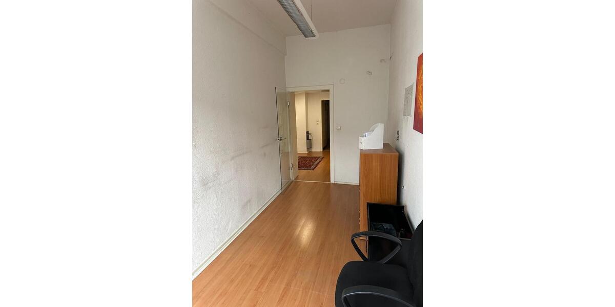 Gewerbeobjekt Düsseldorf Stadtbezirk 3 - 2.800&euro; | Angebot:25309915