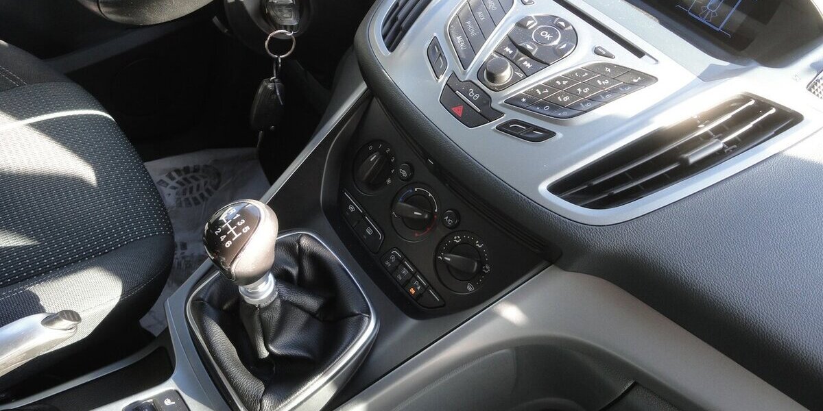 Ford C-Max Champion Editi. Z.Riemen+Ölpumpe+Turbo Neu 131.000 km 5.790 &euro; Neuss 41462