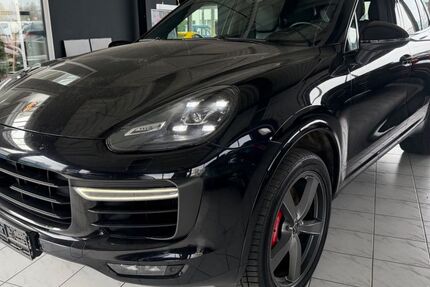 Porsche Cayenne 153.103 km 72.900 &euro; Köln 50767