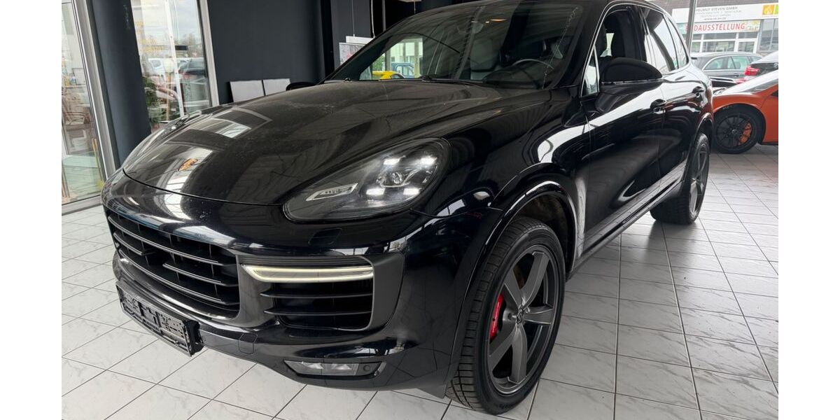 Porsche Cayenne 153.103 km 72.900 &euro; Köln 50767