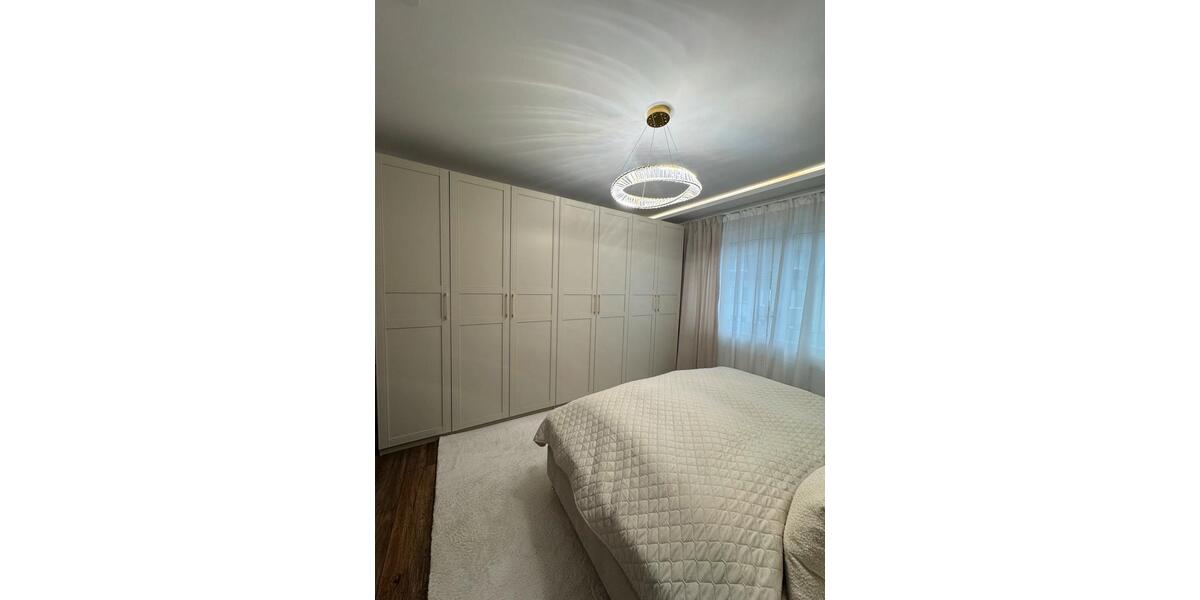 Etagenwohnung Düsseldorf Derendorf - 2 Zimmer, 54 m&sup2;, 1.200&euro; | Angebot:26031702