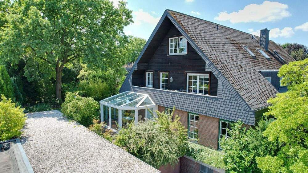 Doppelhaushälfte Köln Müngersdorf - 7 Zimmer, 320 m&sup2;, 1.750.000&euro; | Angebot:25702045