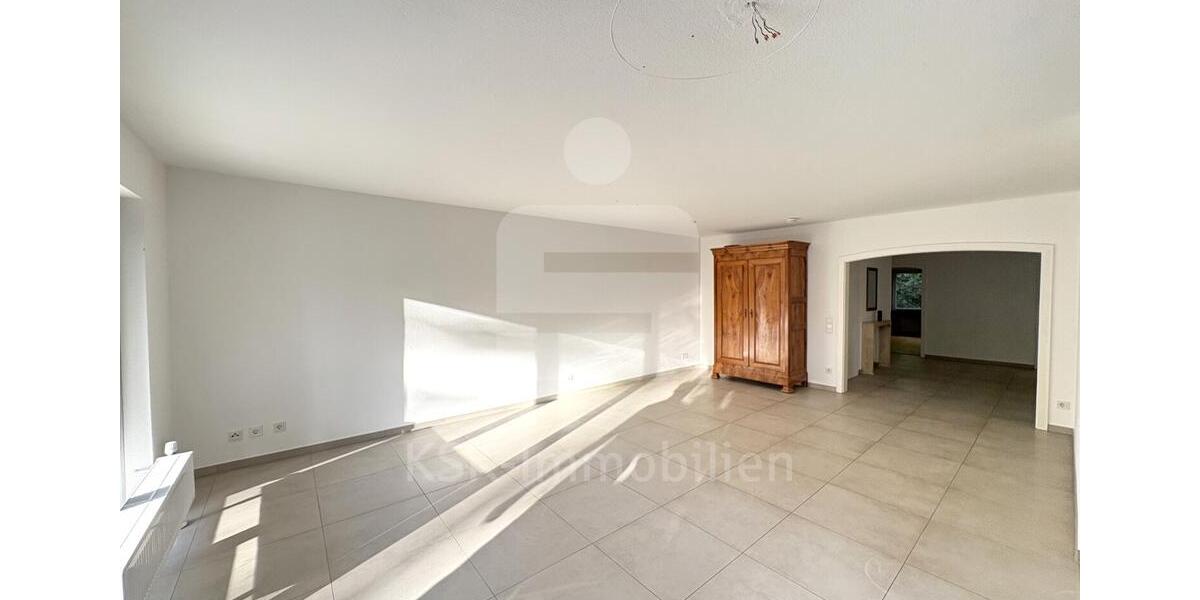 Erdgeschoßwohnung Bergisch Gladbach Paffrath - 3 Zimmer, 109 m&sup2;, 1.550&euro; | Angebot:23694850