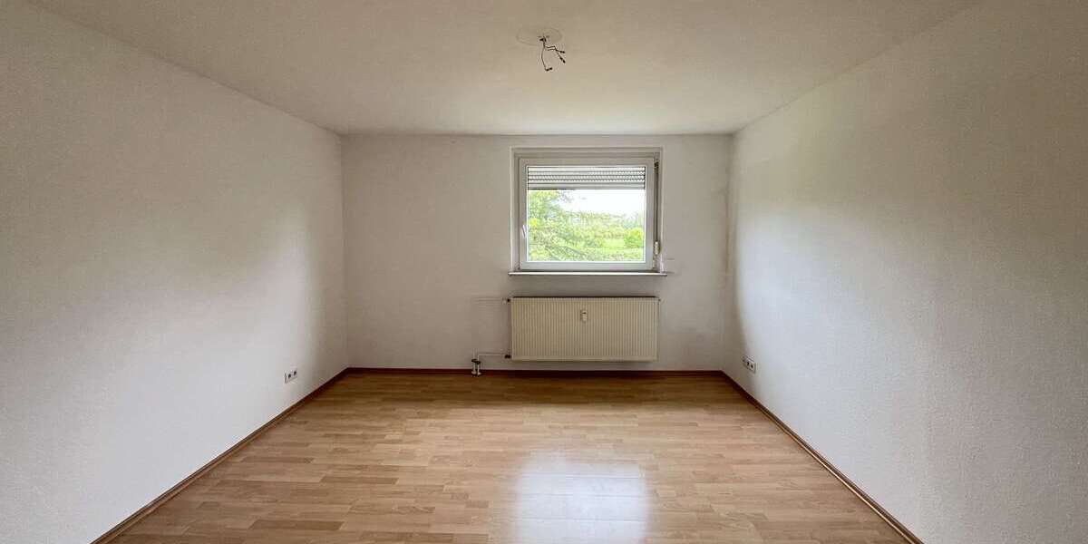 Etagenwohnung Düsseldorf Stadtbezirk 5 - 4 Zimmer, 121 m&sup2;, 165.000&euro; | Angebot:26717001