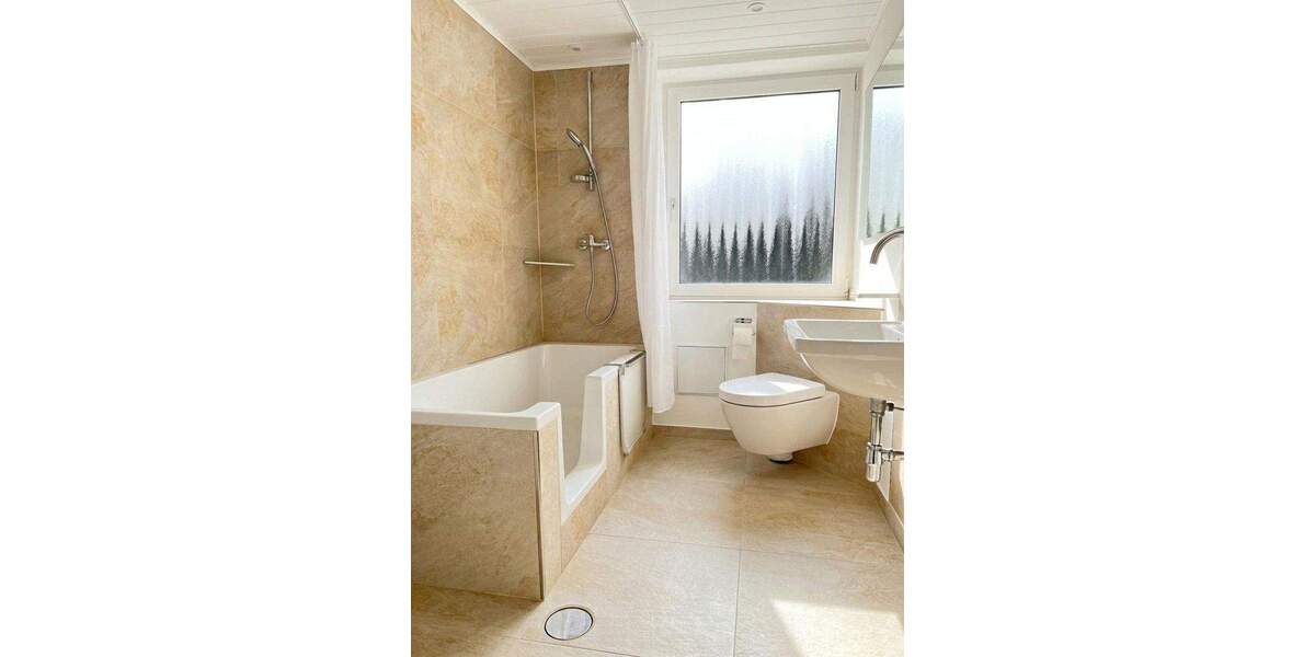 Etagenwohnung Düsseldorf Unterbach - 4 Zimmer, 88 m&sup2;, 350.000&euro; | Angebot:25906556