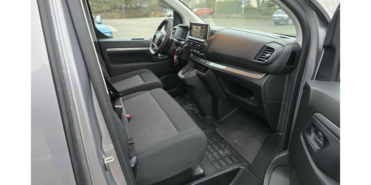 Opel Zafira Life Edition XLAutomatik|AHK|Navi|LED 9.768 km 38.175 &euro; Wermelskirchen 42929