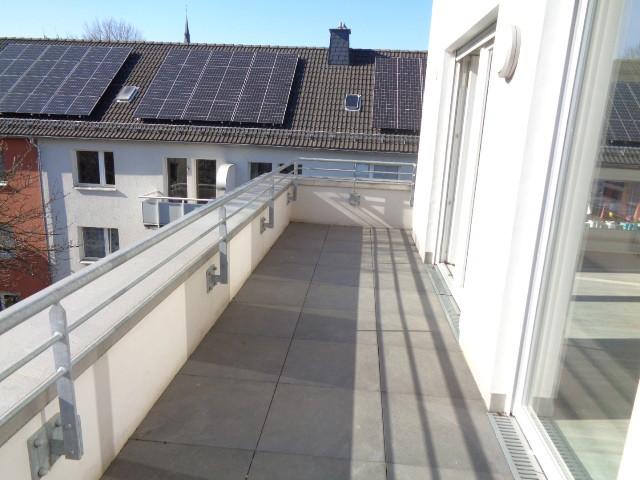 Etagenwohnung Köln Kalk - 2 Zimmer, 65 m&sup2;, 1.129&euro; | Angebot:24635146