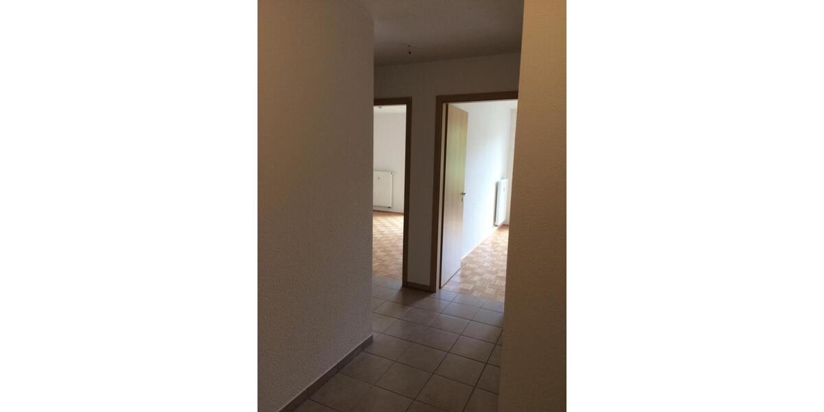 Erdgeschoßwohnung Ratingen - 3.5 Zimmer, 82 m&sup2;, 987&euro; | Angebot:25968620