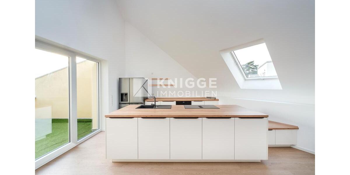 Dachgeschoßwohnung Bergisch Gladbach - 5 Zimmer, 129 m&sup2;, 1.556&euro; | Angebot:25856193