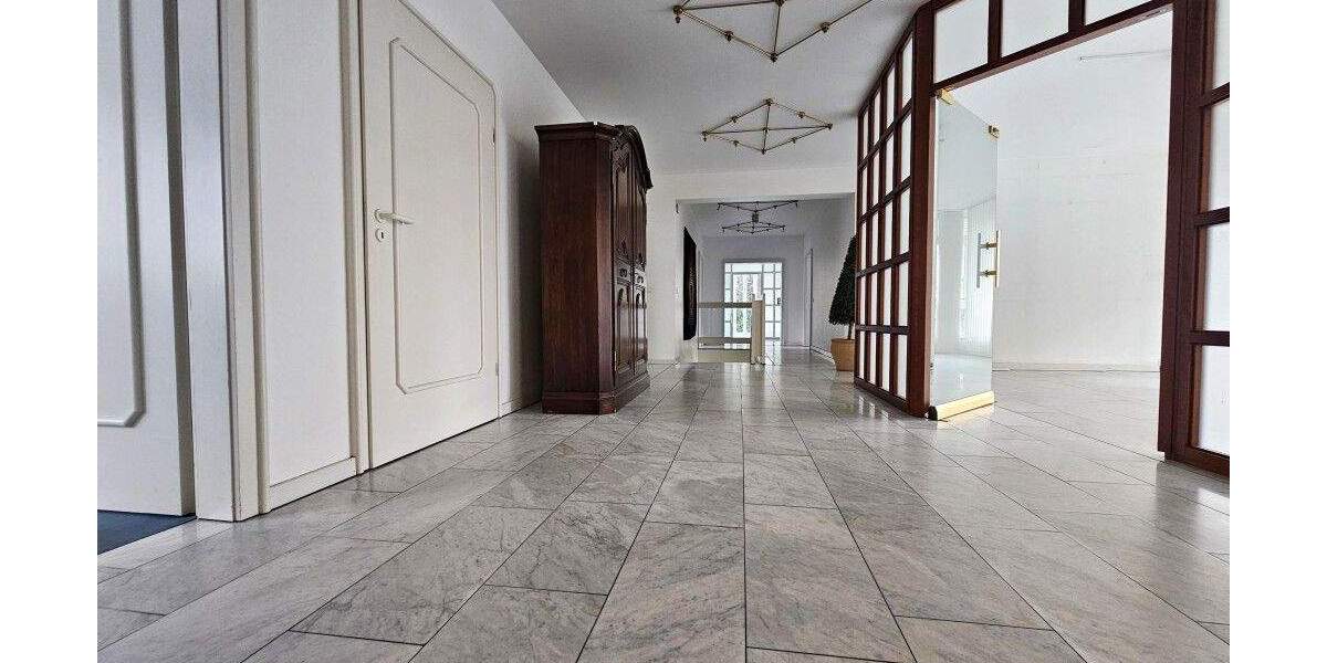 Gewerbeobjekt Solingen Ohligs-Aufderhöhe - 1 Zimmer, 358 m&sup2;, 3.400&euro; | Angebot:25802094