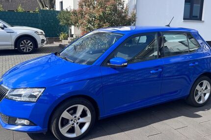 Skoda Fabia 85.500 km 9.500 &euro; Leichlingen 42799