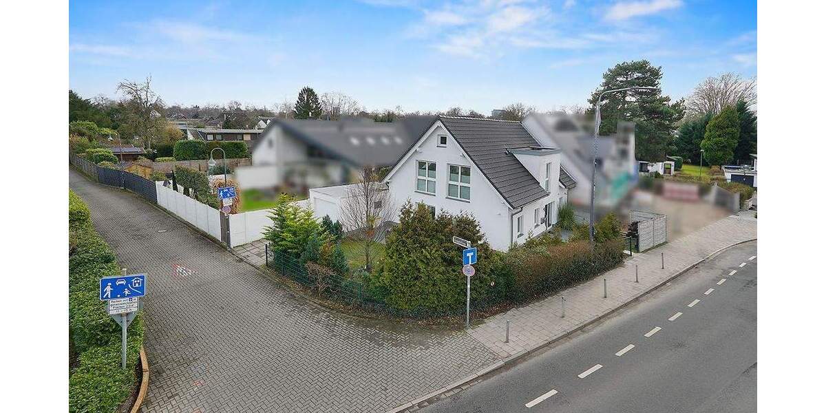 Einfamilienhaus Düsseldorf Unterrath - 5 Zimmer, 143 m&sup2;, 1.298.000&euro; | Angebot:25744337