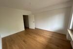 Etagenwohnung Hilden - 4 Zimmer, 100 m&sup2;, 1.550&euro; | Angebot:26701734